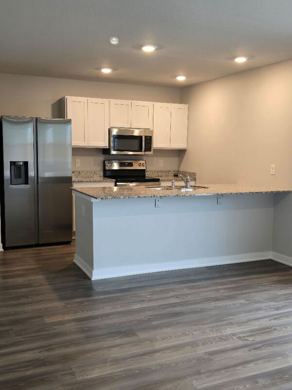 Foto del edificio - 5653 Brookview Ave