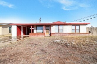 Building Photo - 1807 Doran Dr