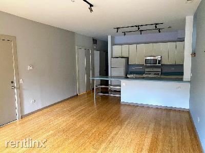 Building Photo - 840 N Wolcott Ave