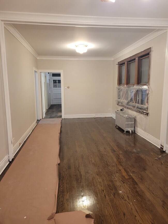 8007 S Coles Ave, Chicago, IL 60617 House Rental in Chicago, IL