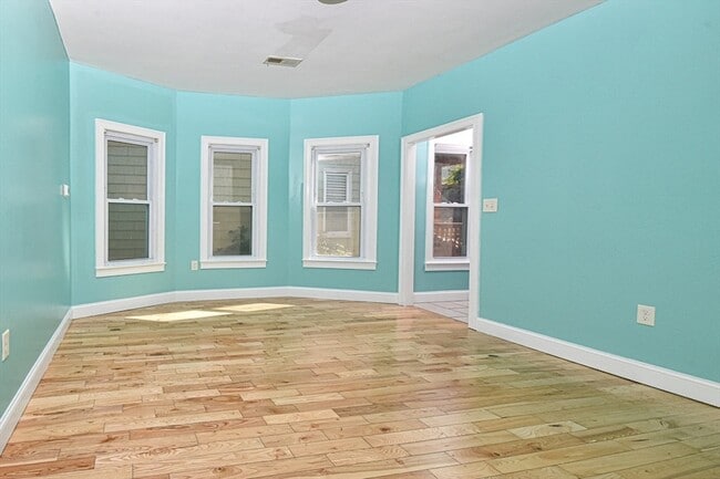 Photo - 11 Oakland Ave Apartment