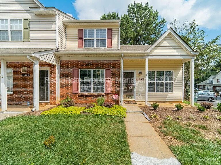 Foto principal - 11649 Boxer Ln