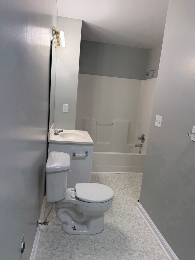 Foto del edificio - 142 Keyport Ct