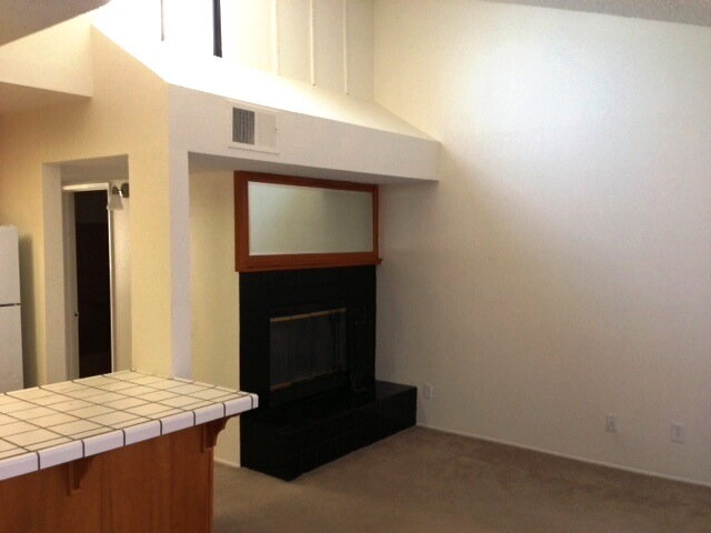 Building Photo - Vaulted ceiling & large bedroom in this sp...