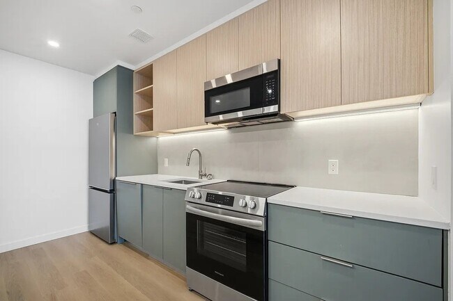 Foto del edificio - 2363 Bedford Ave