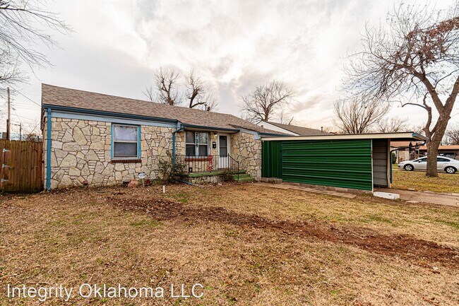 Building Photo - 3 br, 1 bath House - 224 East Myrtle Lane