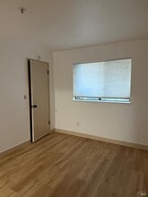 Building Photo - 136 Sea Crest Cir