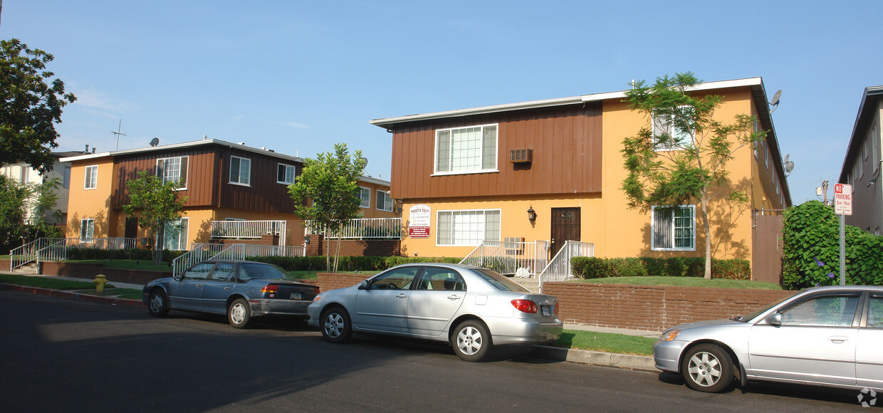 Foto del edificio - Murietta Villas