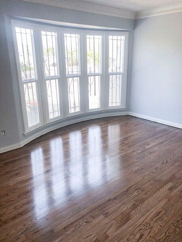 Foto principal - 1641 Tremont St