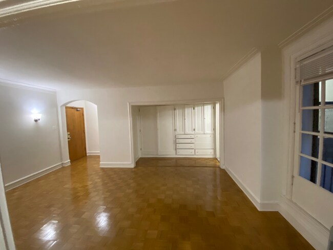 Photo - 1263 W Pratt Blvd Apartment