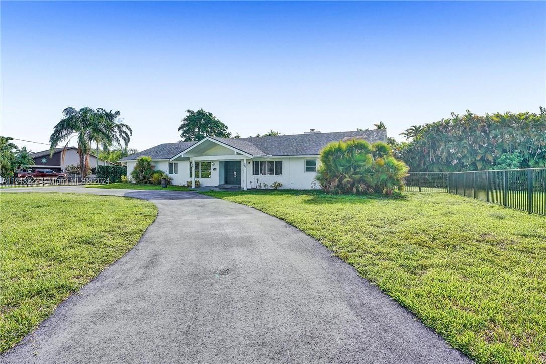Primary Photo - 1250 NW 122nd Ave