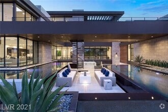 Building Photo - 4 Soaring Bird Ct