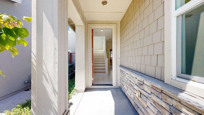 Foto del edificio - 1605 Rose Clover St