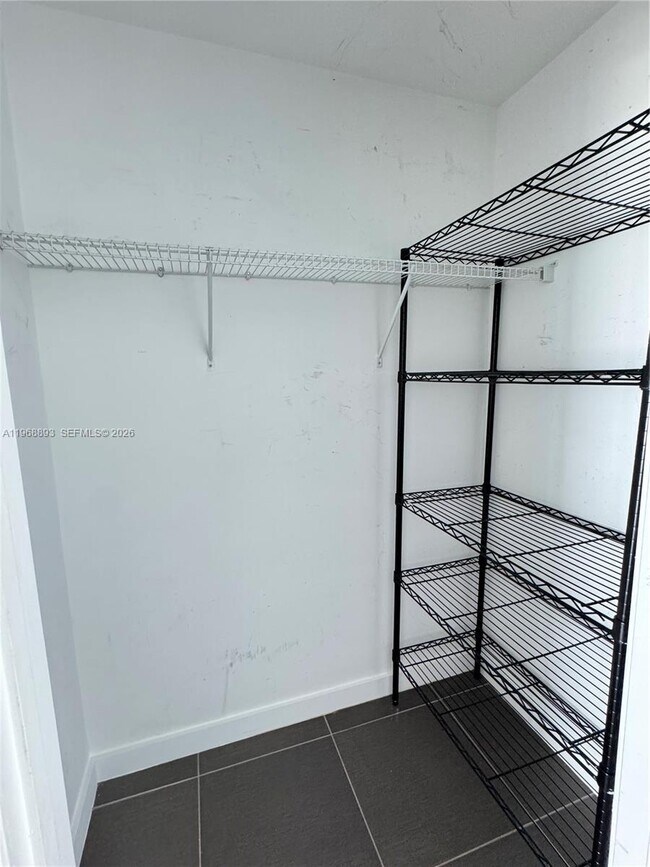 Building Photo - 3301 NE 1st Ave