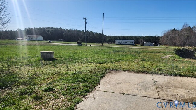 Foto del edificio - 24816 Sawmill Rd