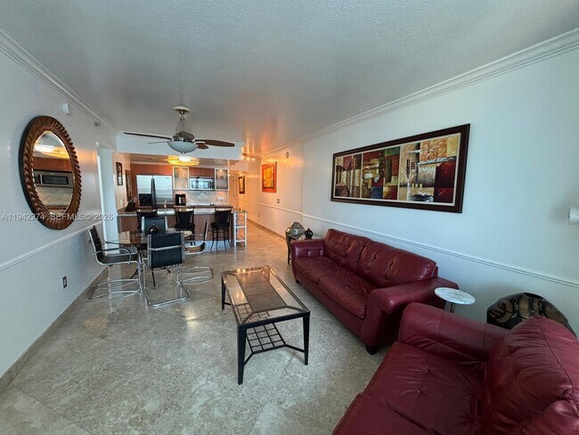 Foto del edificio - 185 SW 7th St