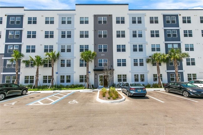 Building Photo - 5579 Millennia Park Dr