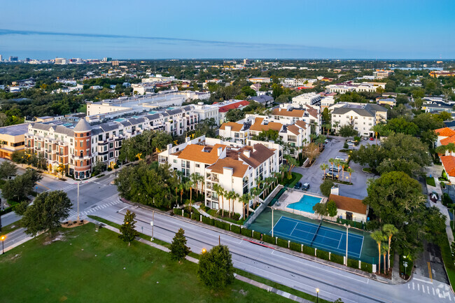 200 Carolina Avenue de Winter Park, FL, 32789-3160 - Park West Condominiums