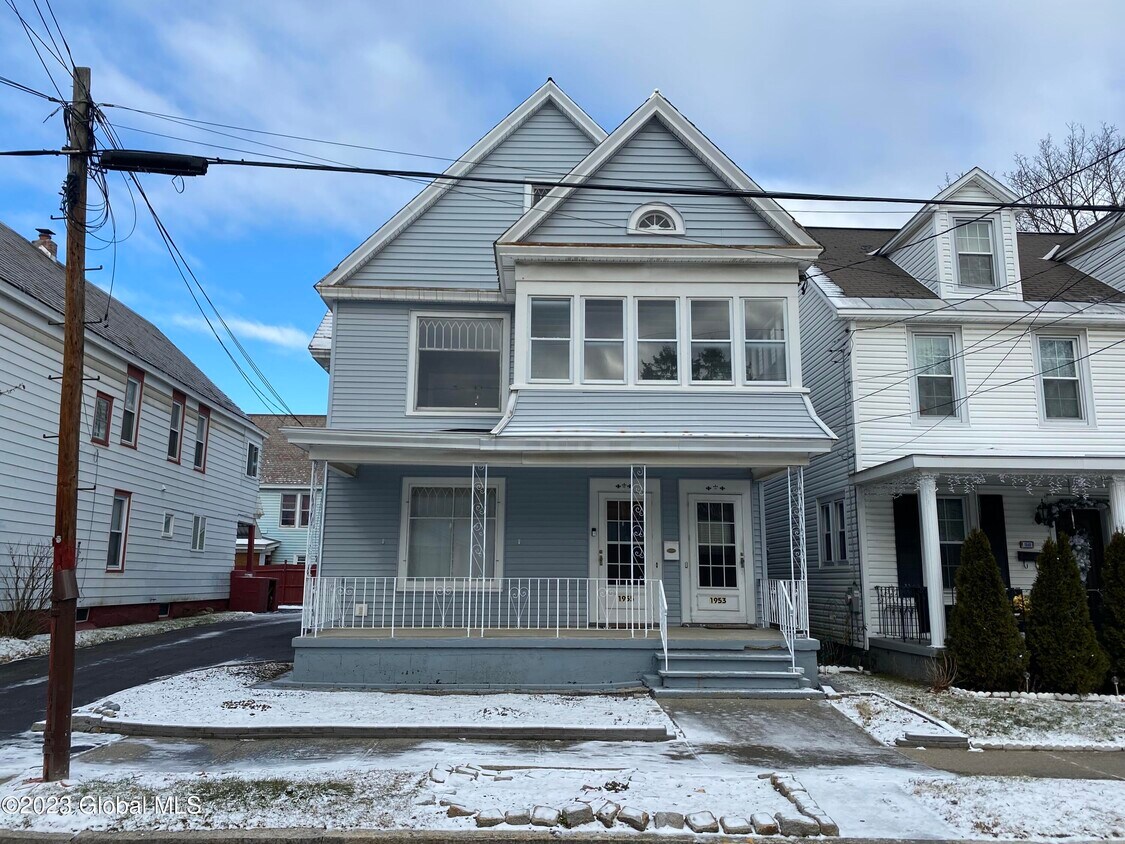 1953 Wabash Ave, Schenectady, NY 12306 Room for Rent in Schenectady