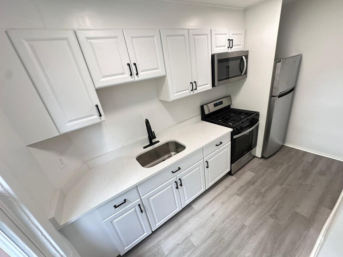 Foto principal - 109 S 7th Ave