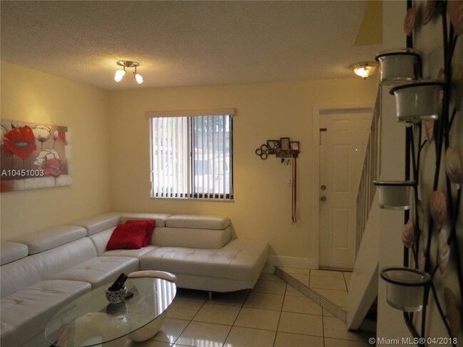 Building Photo - 1819 SW 107th Ave