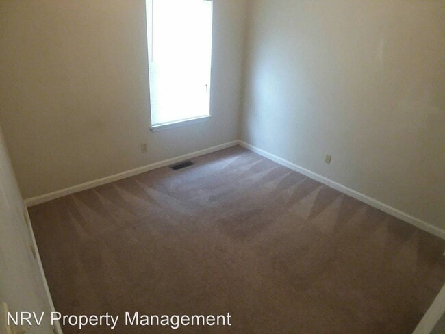Building Photo - 4 br, 2 bath House - 347 Pheasant Run