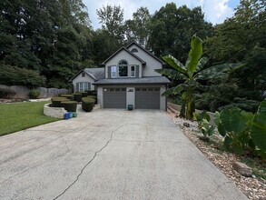 Building Photo - 807 Arbor Forest Pl
