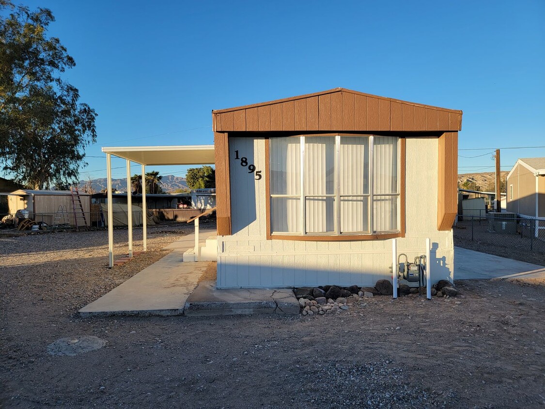 Foto principal - 2 Bedroom Mobile Home In Bullhead City