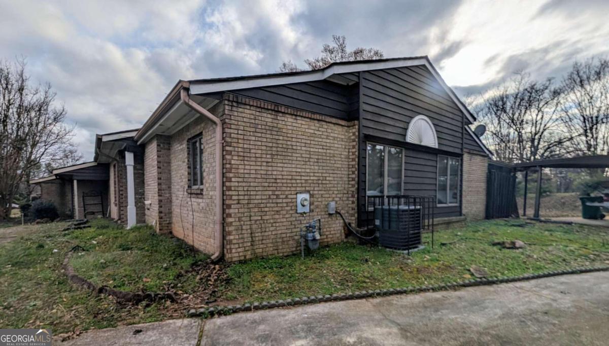 1511 Stoneleigh Cir, Stone Mountain, GA 30088 Townhome Rentals in Stone Mountain GA