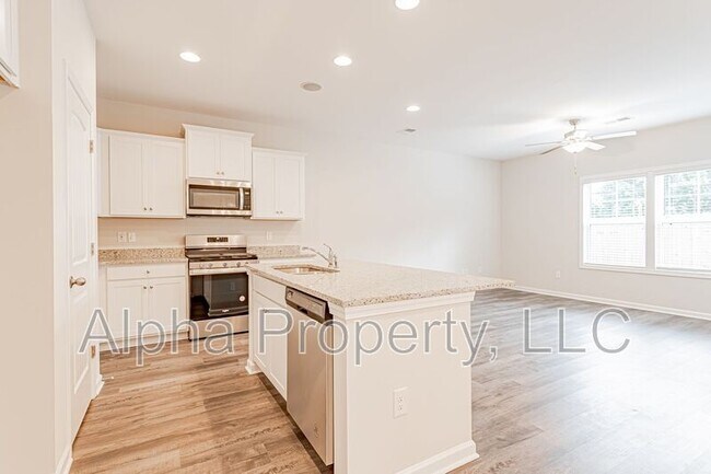 Building Photo - 103 Sweet Almond Ct
