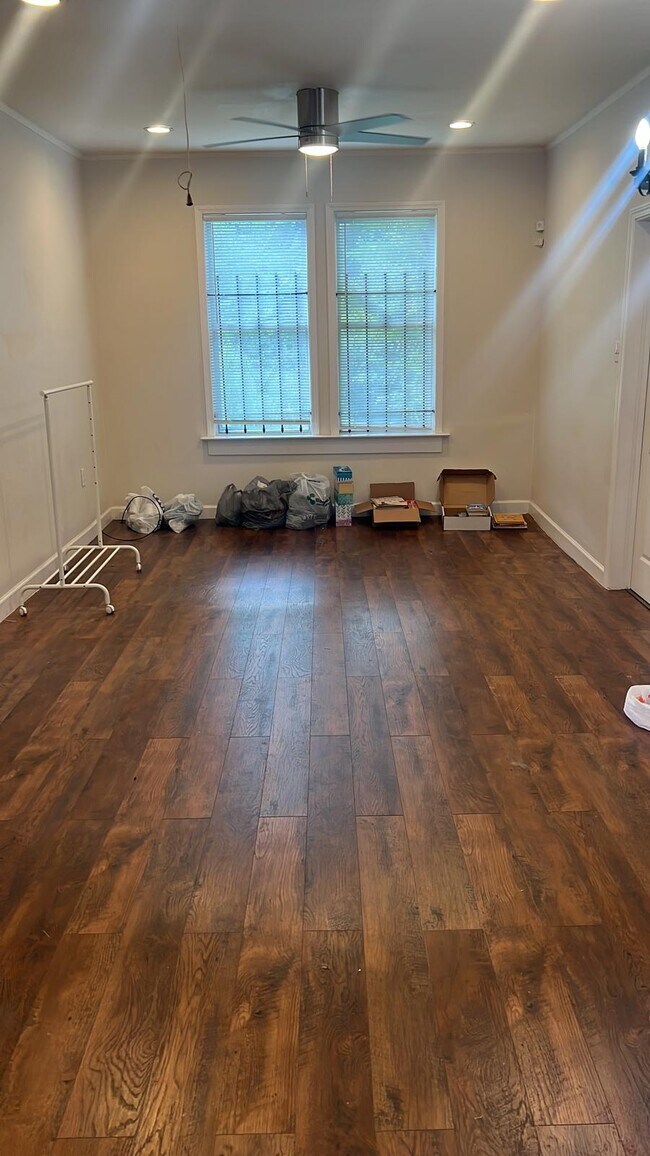 503 N Dunlap St, Memphis, TN 38105 House Rental in Memphis, TN