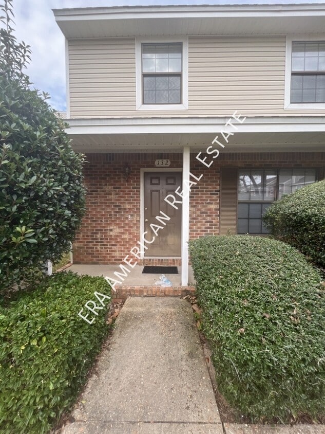Primary Photo - 132 5th Ave