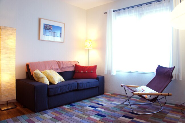 Foto del edificio - 1322 Dwight Way