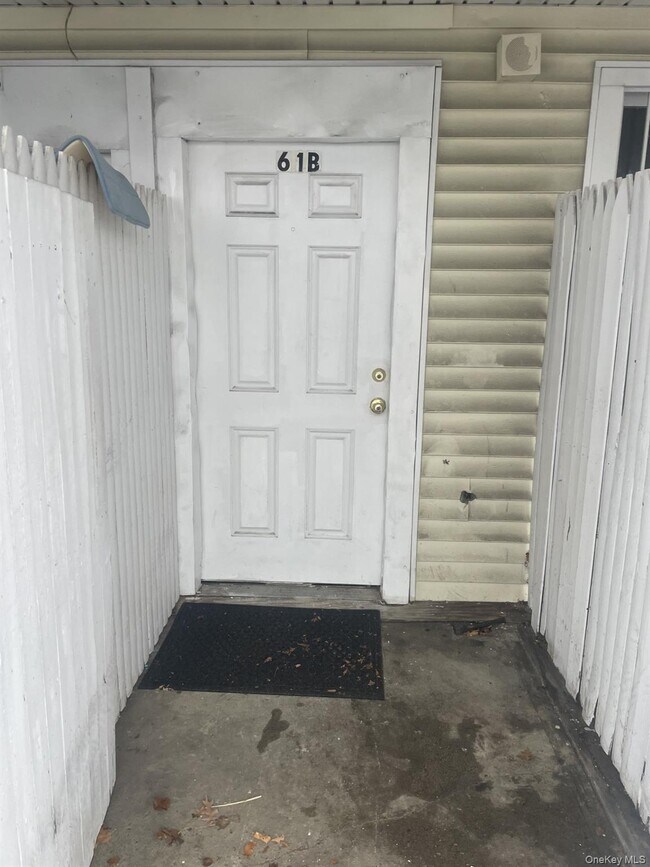 Foto del edificio - 61 Larkfield Rd