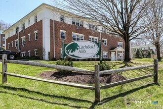 Building Photo - 15 Fordyce Ct