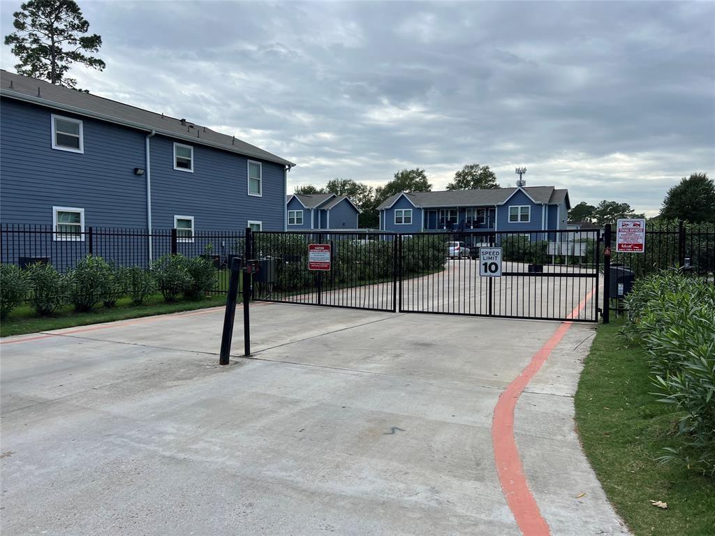 22925 Birnam Wood Blvd, Spring, TX 77373 Room for Rent in Spring, TX