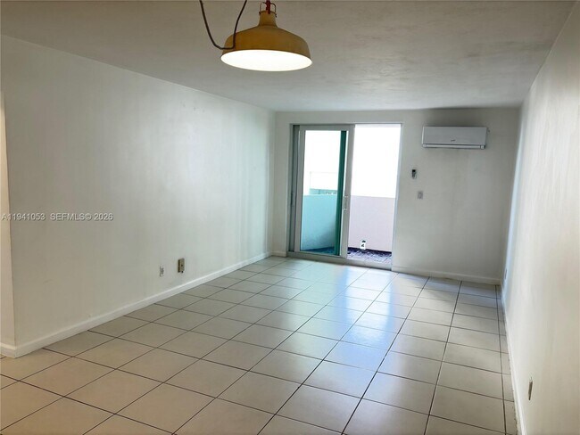 Foto del edificio - 505 NE 30th St