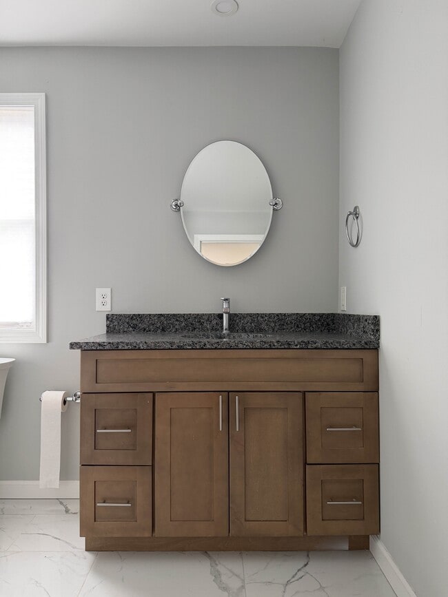 Photo - 309 Main St Townhome