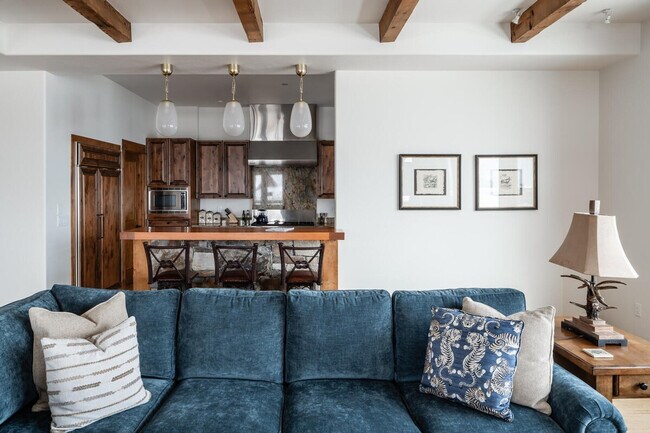 Foto del edificio - 12 Silver Star Drive