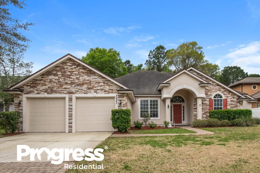 Primary Photo - 3683 Thousand Oaks Dr