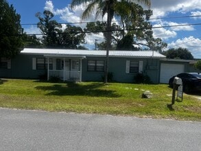 Building Photo - 120 Laurel Oak St