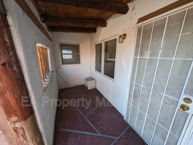 Foto del edificio - 200 63rd St SW