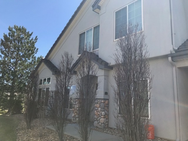 Building Photo - Charming Ranch Style 2 bedroom, 2 bathroom...