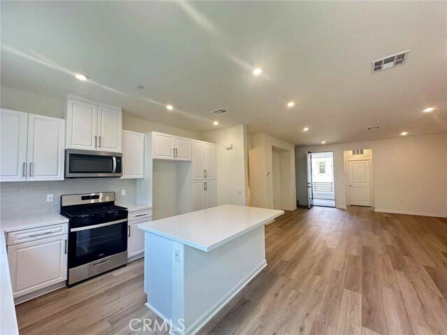 Foto del edificio - 16329 Sandpiper Ave
