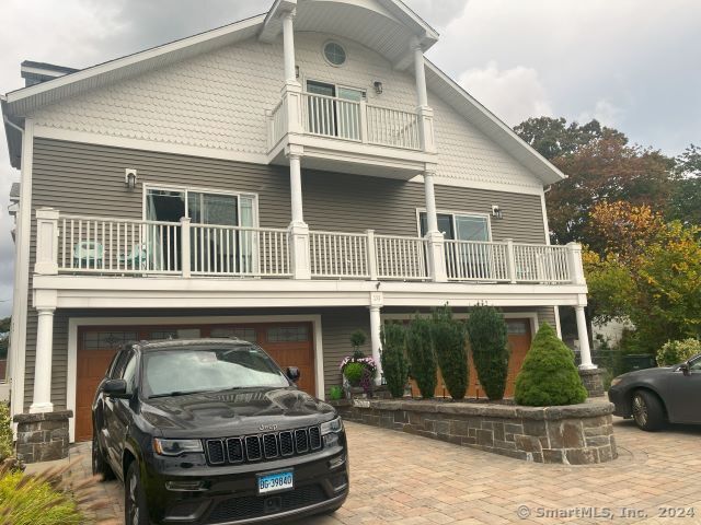 Building Photo - 20 Grant St