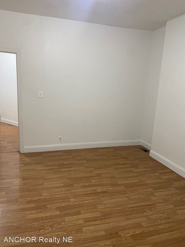 Foto del edificio - 3 br, 1 bath House - 5518 Chew Ave.