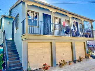 Building Photo - 644 W 40th Pl