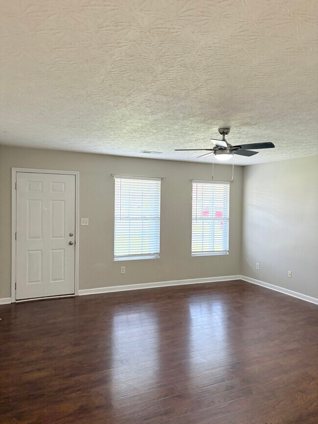 Foto del edificio - 436 Catalpa Cir