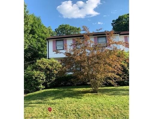 Building Photo - 3 bedroom in Randolph MA 02368