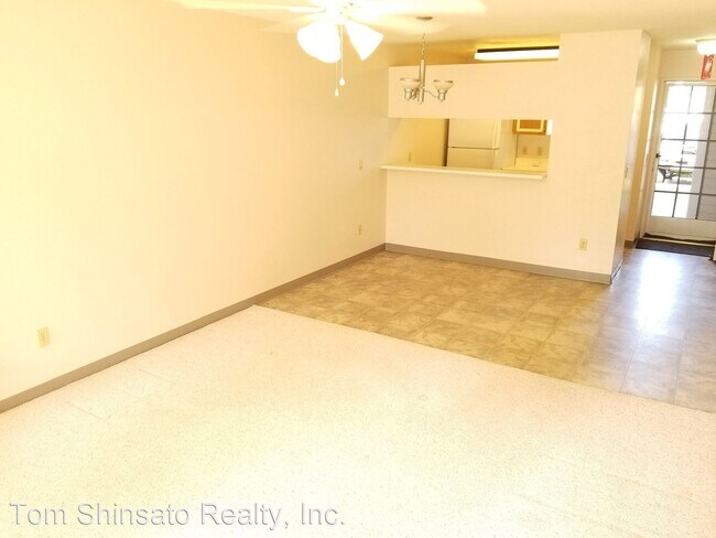 Building Photo - 94-790-644 Lumiaina St